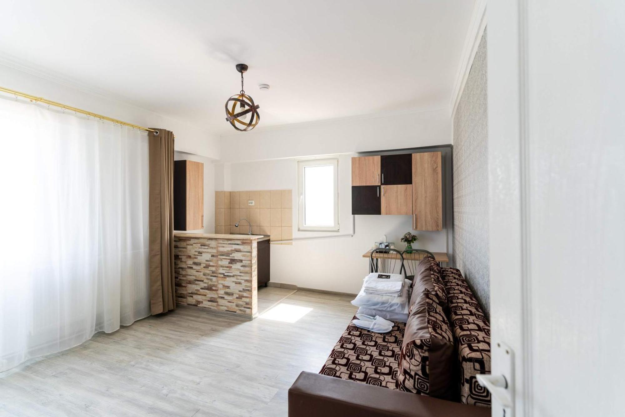 Casa Irina 2Mai 호텔 Două Mai 외부 사진