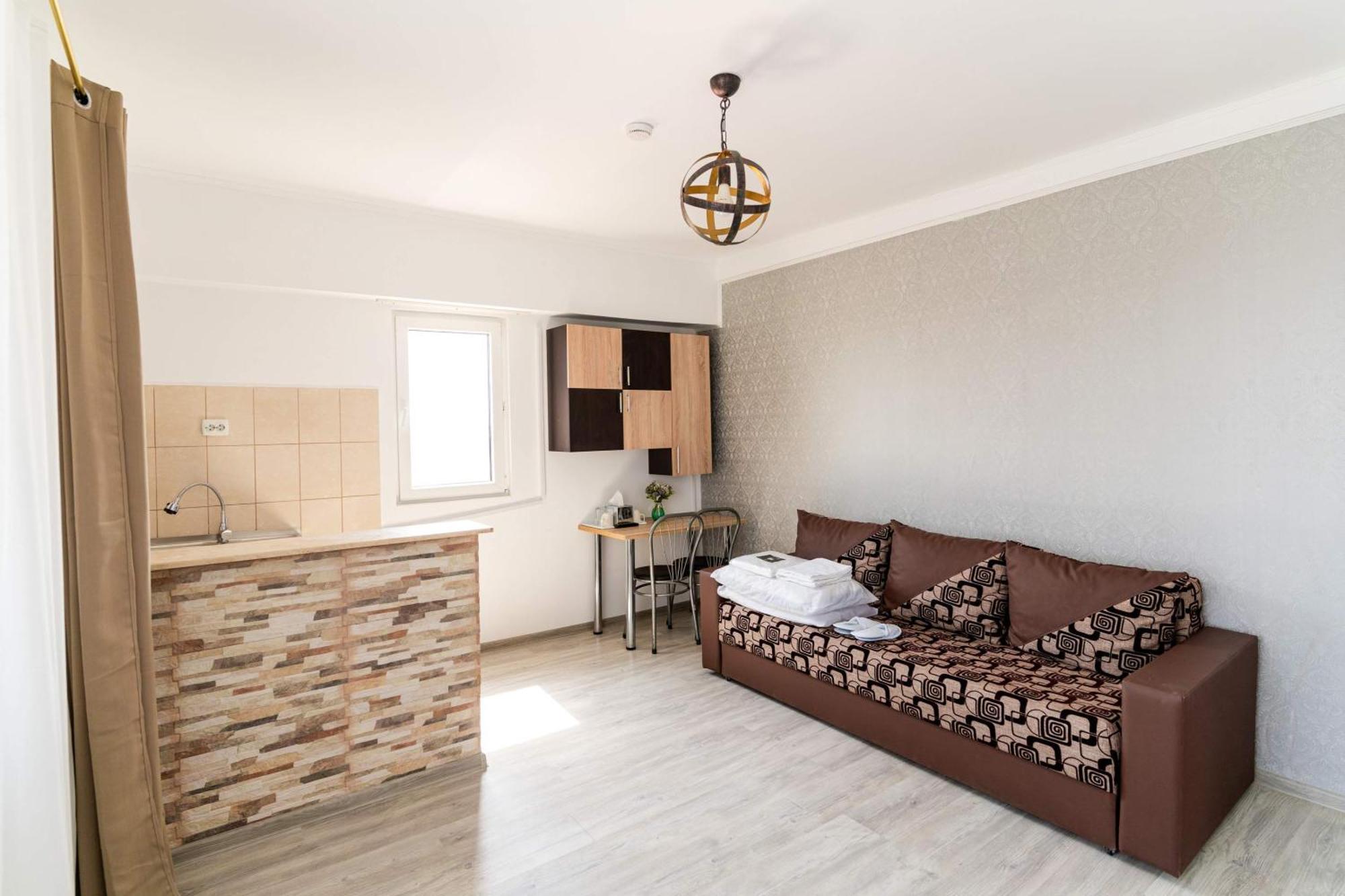Casa Irina 2Mai 호텔 Două Mai 외부 사진