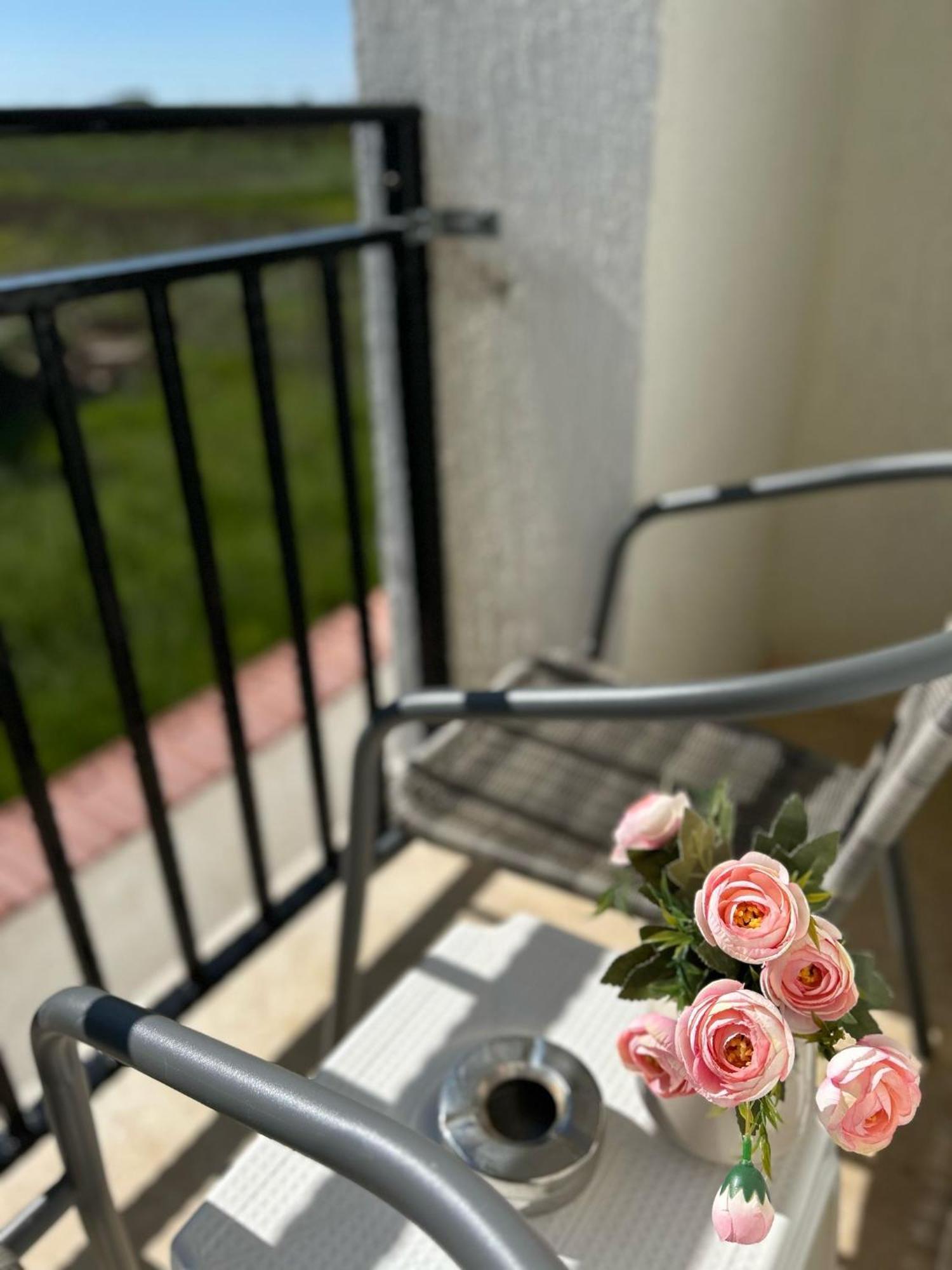 Casa Irina 2Mai 호텔 Două Mai 외부 사진
